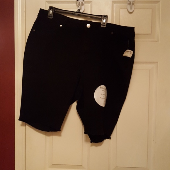 Pants - Ladies Bermuda Shorts